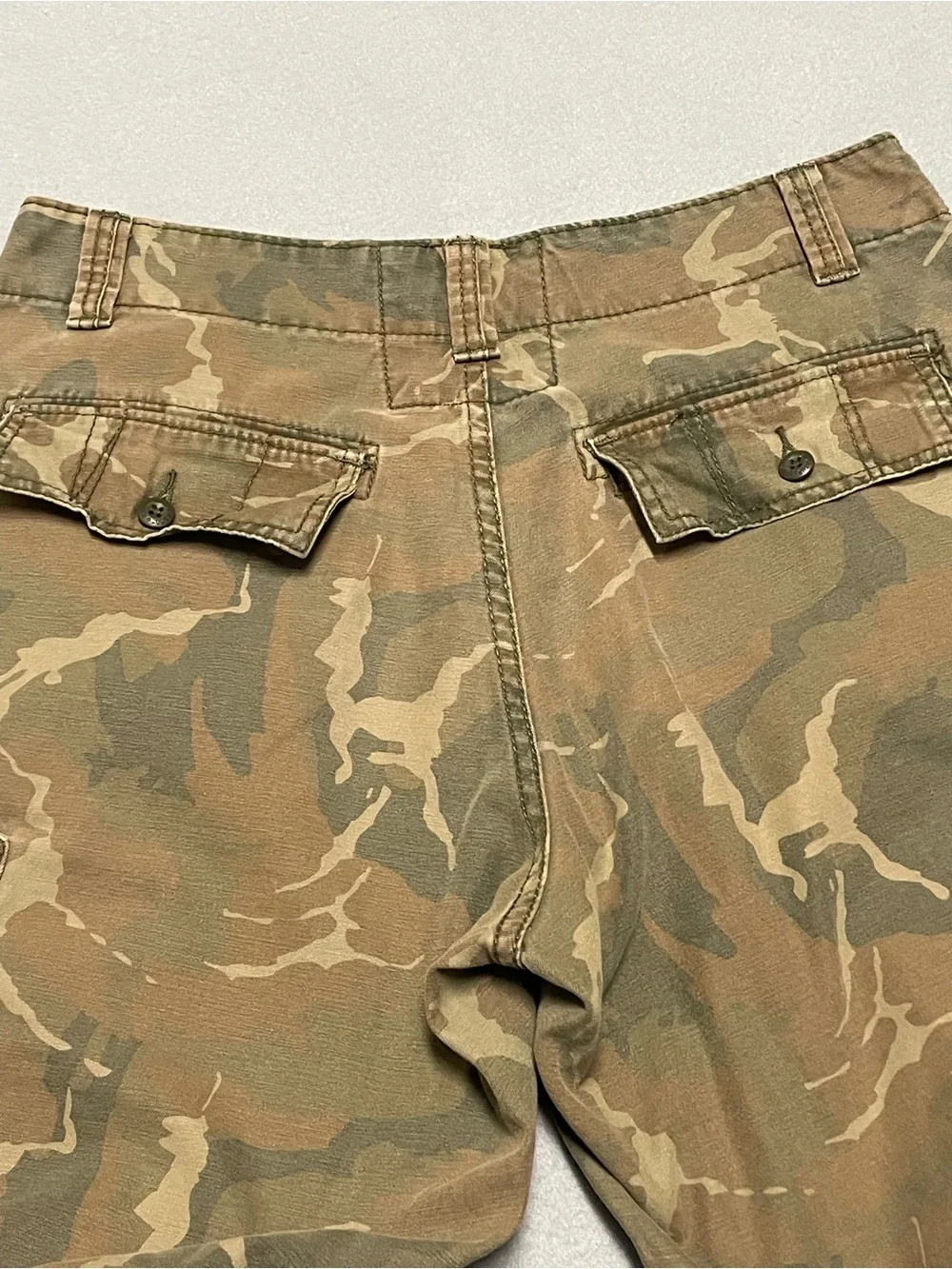Signature by Levi Strauss Men's Camo Cargo Shorts Size 32